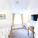The Willow 3*
