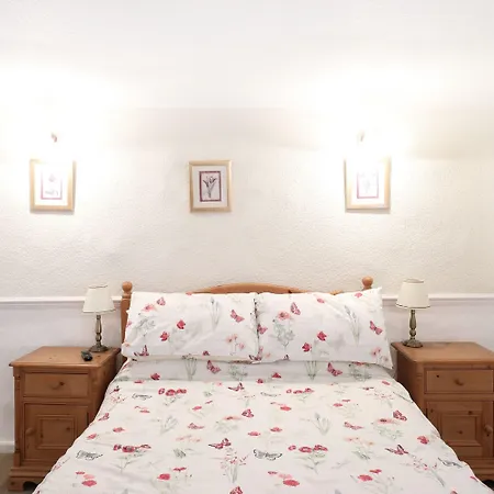 The Willow 3* Pateley Bridge